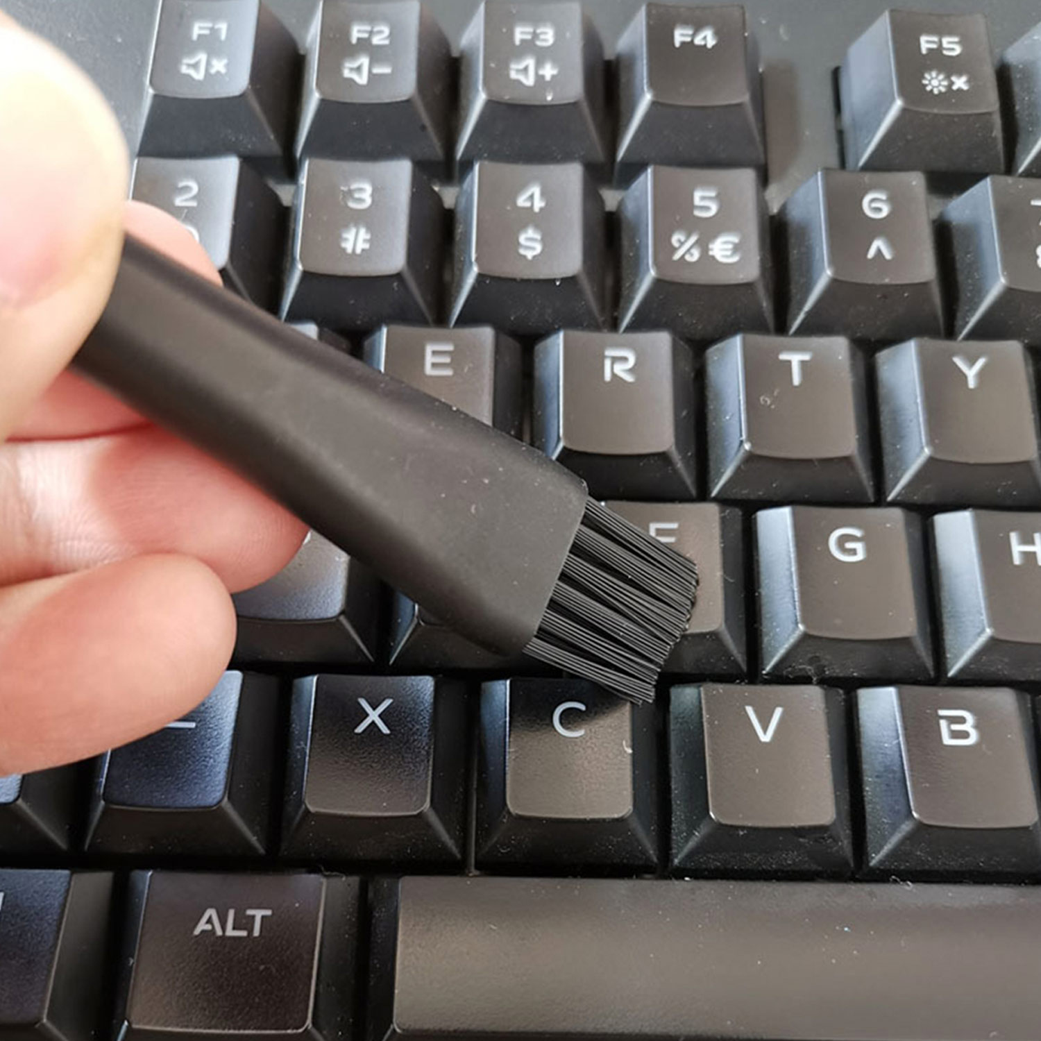 6PCS Professional Laptop Keyboard Cleaning Kit Small Portable Anti Static Computer Phone Air Dust Brushes Cleaner Accessories