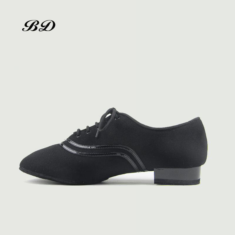 TOP Tanzschuhe, lateinamerikanische, moderne Herrenschuhe, Rindsleder, Zweipunkt-Sohle, verschleißfestes Obermaterial aus Oxford-Stoff, authentisches Schnür-Ballsaal