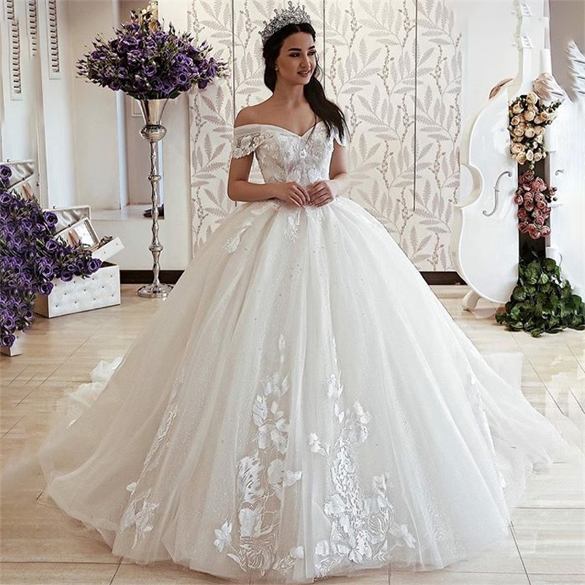 ที่กําหนดเอง Elegant Ball Gown ชุดเจ้าสาว Robe de mariee Lace Up กับ Appliqued เจ้าหญิงงานแต่งงานชุด Vestido De Noiva