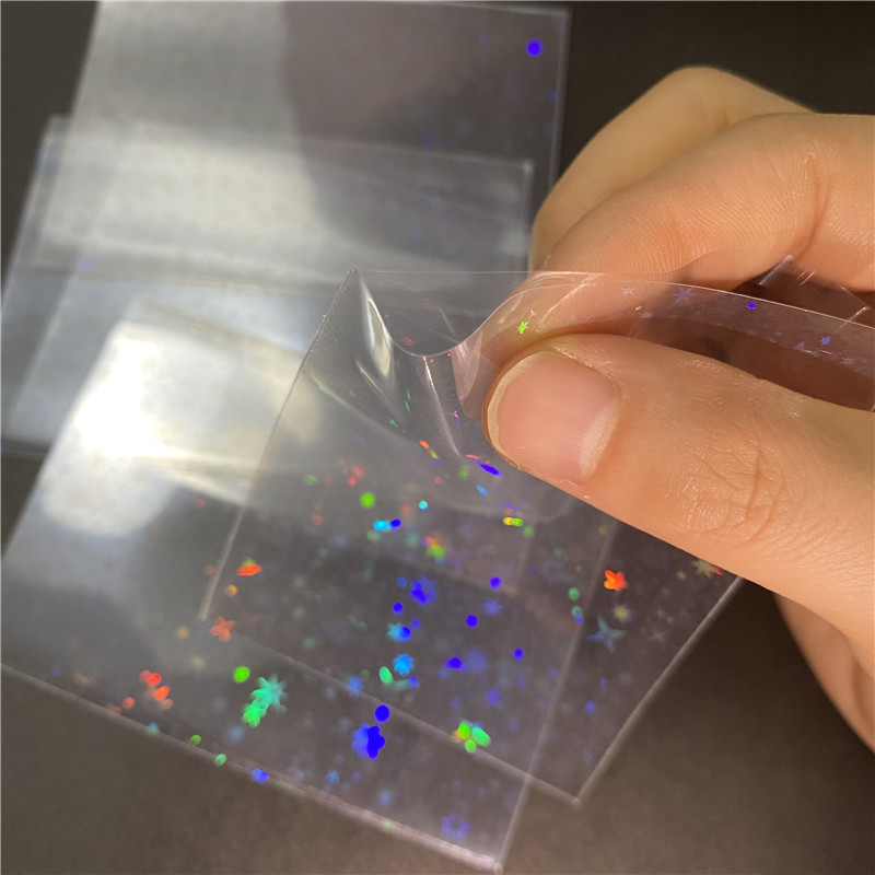 50 ピース/ロット 65*90 ミリメートルリトルスターレーザー点滅カードスリーブプロテクターマジック PKM FAB カードホルダーホログラフィック箔フィルム