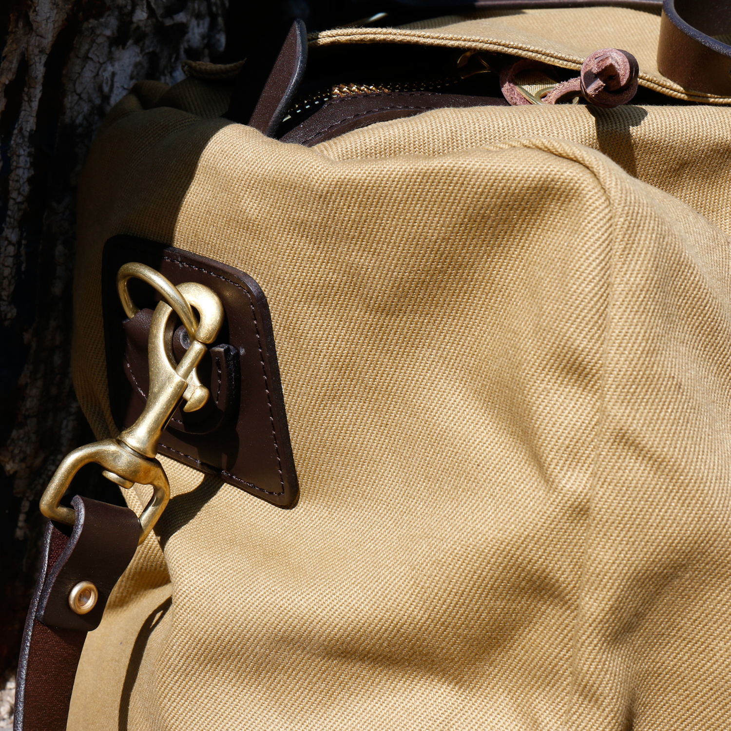 CD70325 Size 50x 33 X 30 Super Quality Genuine Cowhide & 22oz Wax Canvas Water Proof YKK Zipper Vintage Duffle Bag