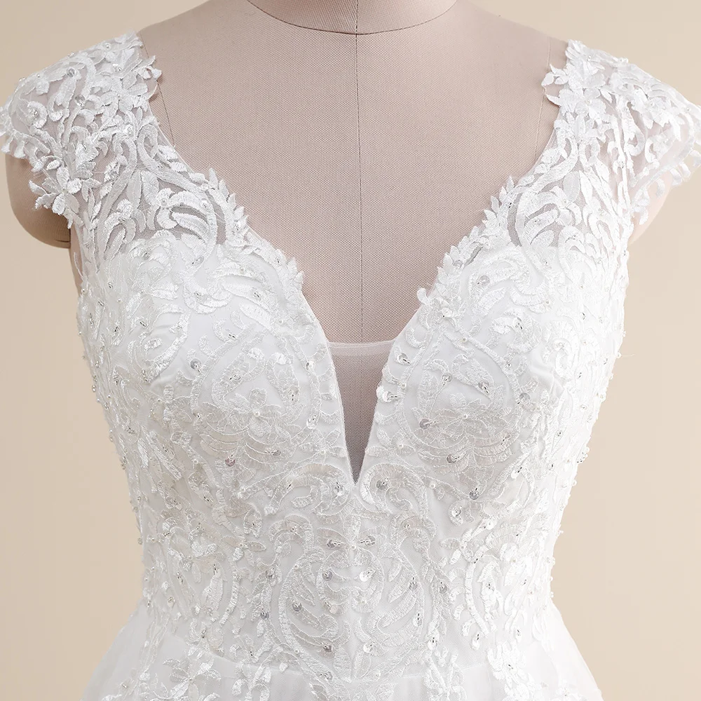 Incredibile abito da sposa taglie forti personalizzato scollo a V maniche ad aletta abiti a linea tulle applique in pizzo abito da sposa Robe De Mariee