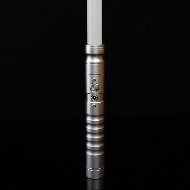 Sable de luz RGB de 75cm, 7 cambios de colores, mango de Metal, espada láser, sonido de duelo pesado, luz, colisión, decoloración, accesorios de Cosplay