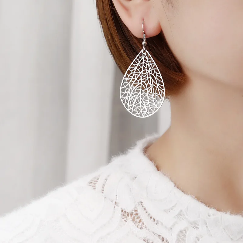 Mode Fan Leaf Liontin Anting Retro Wanita Anting Elegan Anak Perempuan Pesta Bola Perhiasan Aksesori Hadiah Ulang Tahun