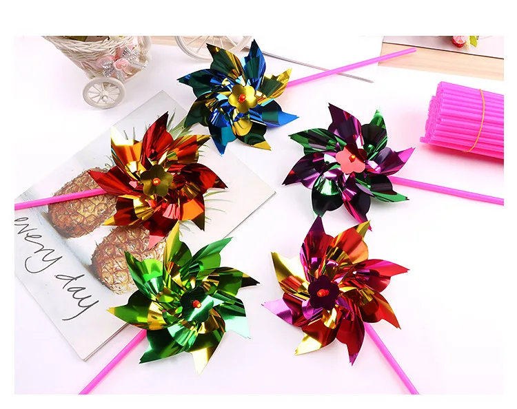 Molino de viento de lentejuelas de colores para niños, juguetes pequeños hechos a mano, Spinner de viento de plástico DIY, decoración de jardín, juguete para exteriores, regalo, 100 unids/lote por paquete