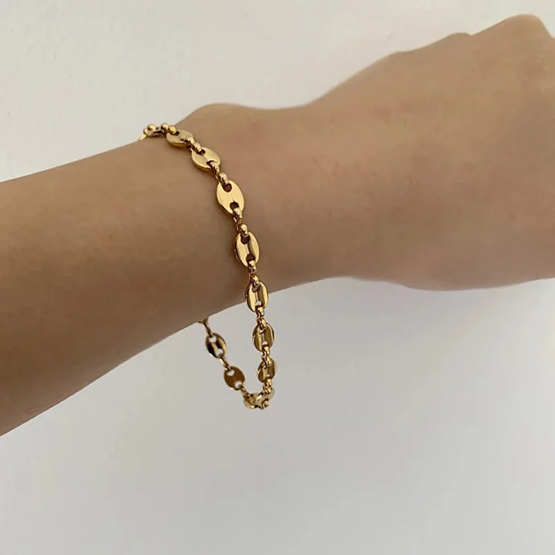 Gelang Hidung Babi untuk Wanita Gelang Rantai Biji Kopi Rantai Tulang Selangka Desain Ceruk Logam Joker Perhiasan Fashion Wanita