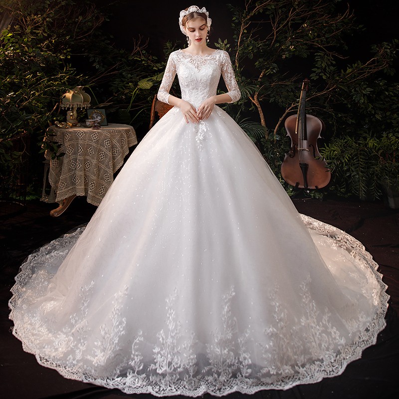 Abito da sposa bianco puro di lusso con grande strascico 2024 Nuovo semplice abito da sposa in pizzo con maniche a tre quarti e fiori taglie forti personalizzato