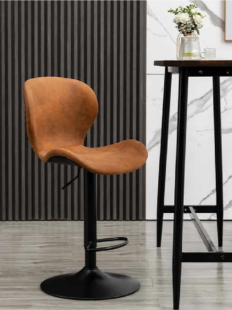 Taburetes de Bar de elevación simples y elegantes de estilo europeo, sillas de Bar de lujo con luz giratoria, taburetes para el hogar con respaldo alto de hierro forjado