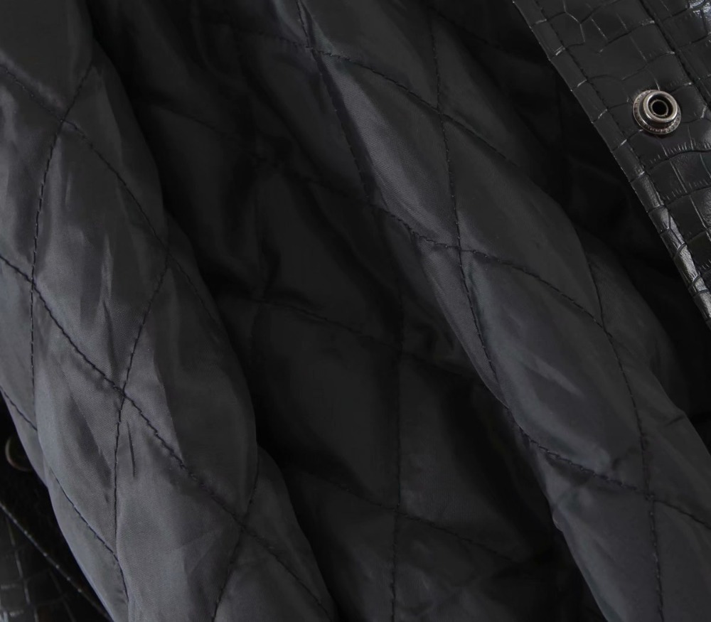 Mantel Wanita Kulit PU Hitam Musim Gugur Musim Dingin Baru Jaket Longgar Hangat Berlapis Katun Pakaian Luar Jaket Biker Pendek Kerah