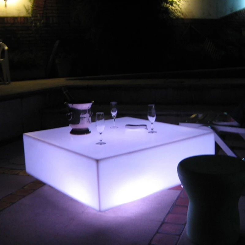 Mesa de barra LED recarregável, bandeja quadrada material PE, mobília LED, festa, SK-LF23, L60 * W60 * H13cm 1pc