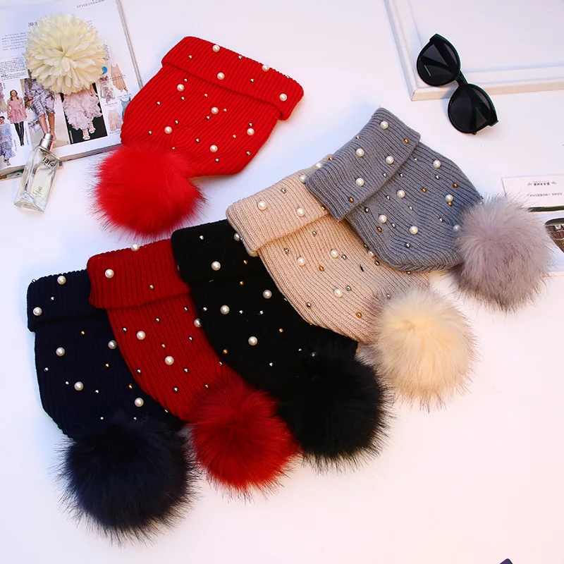 Gorro de lana con bolas de pompón para mujer, gorro de punto con perlas y diamantes de imitación, informal, cálido, para exteriores, invierno, 2021