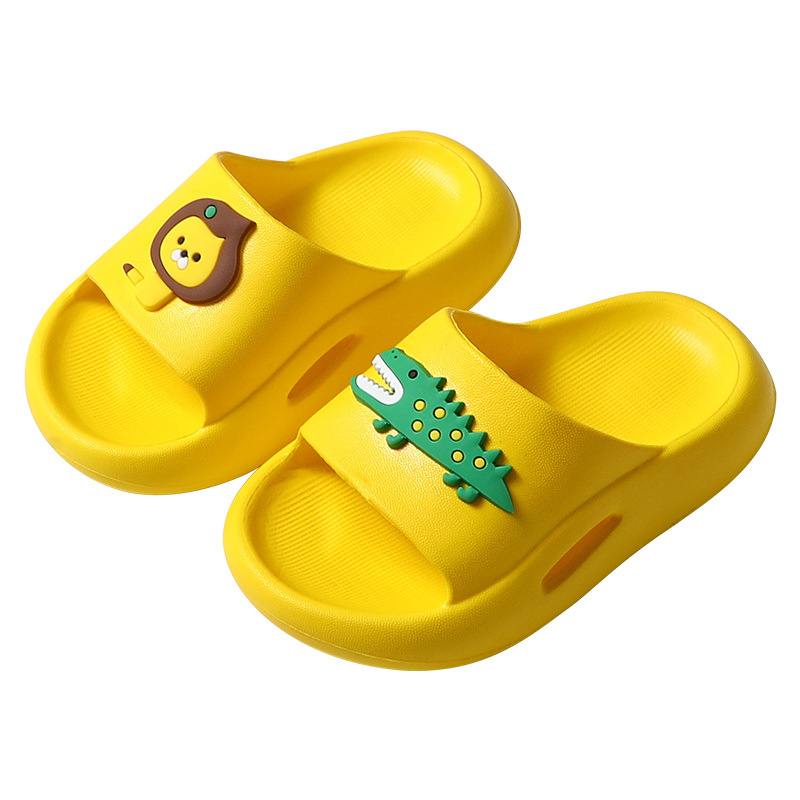 Sandal Anak-anak Sepatu Pantai Kartun Lucu Musim Panas untuk Anak Laki-laki Perempuan Sandal Anak-anak Kamar Mandi Antiselip Tahan Air Sepatu Bayi Lembut
