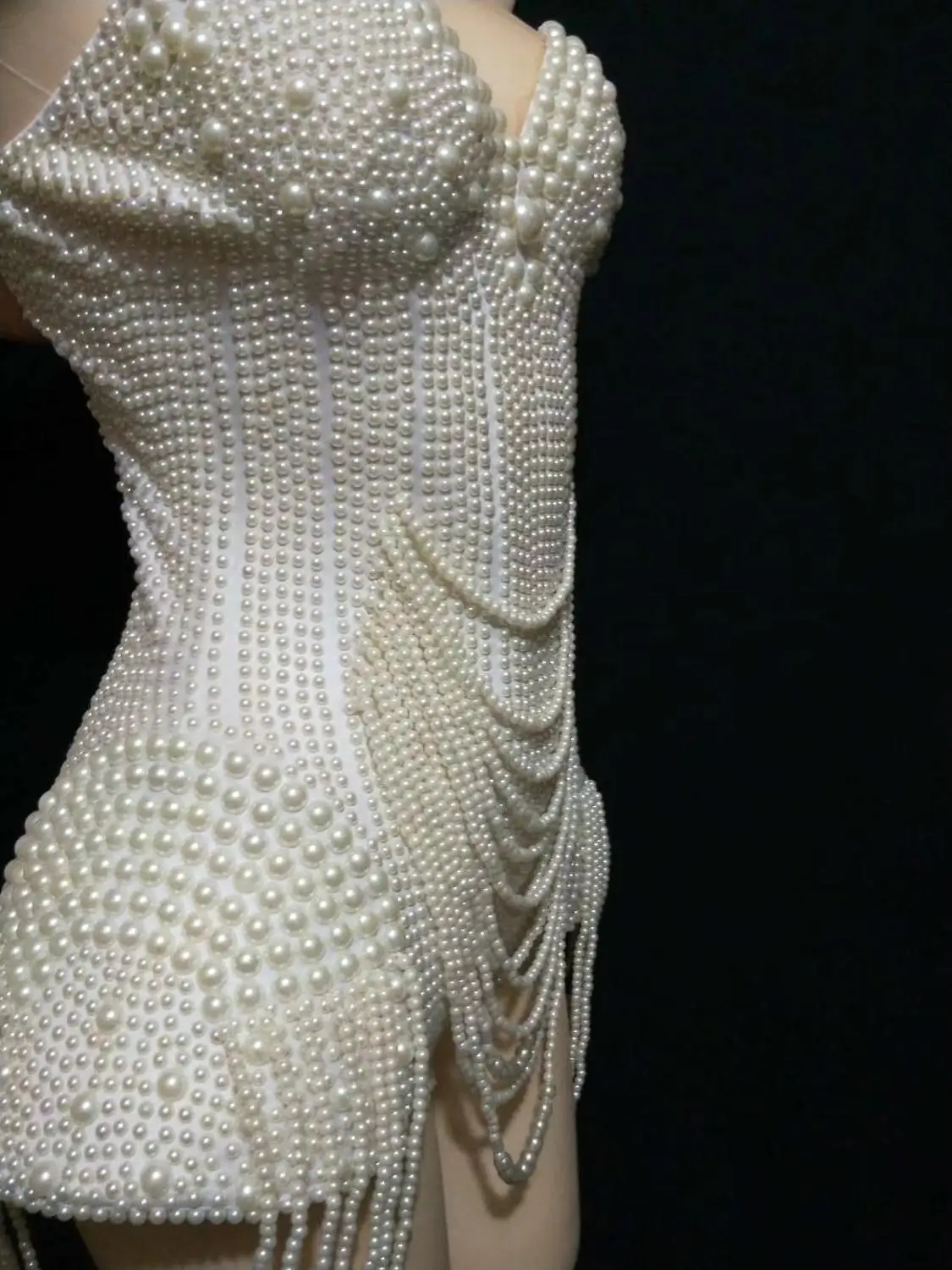 Mono de fiesta con borlas y perlas blancas para mujer, traje Sexy de malla con flecos Halter para baile de graduación, trajes de cantante de DJ, trajes de escenario de baile