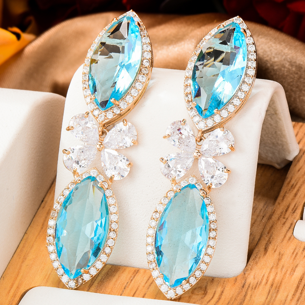 Anting-Anting Berkilau Kristal Zirkonia Kubik Permen Jelas Geometris Trendi untuk Wanita Anting-Anting Pengantin Wanita Grosir Arete De Mujer Modernos