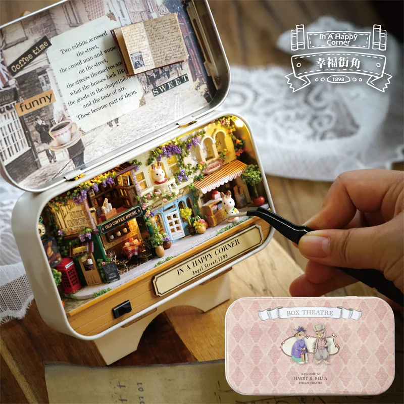 โรงละครกล่องบ้านตุ๊กตาไม้บ้านตุ๊กตา Miniature Home Nostalgic Theme ตุ๊กตาเฟอร์นิเจอร์อุปกรณ์เสริมของเล่นสําหรับเด็ก