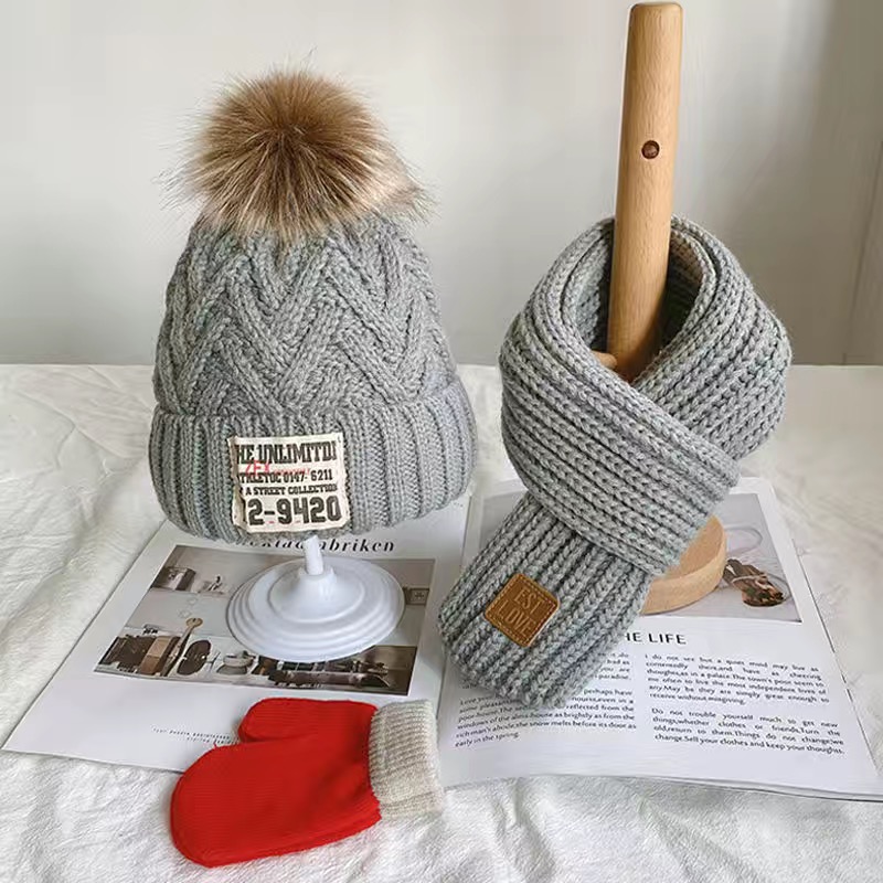 Детская зимняя/Осенняя шерстяная шапка из трех предметов для мальчиков и девочек Теплый шарф перчатки комбинированный детский джемпер вязаная шапка