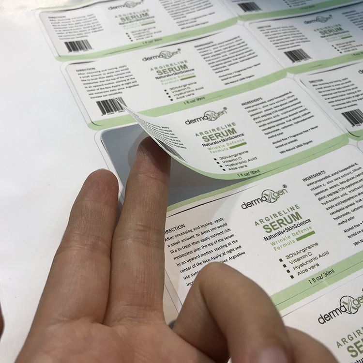 Stikcers de botellas de vinilo impermeables personalizados para el cuidado de la salud con etiquetas de embalaje autoselladas mate impresas con código de barras para tarros de plástico