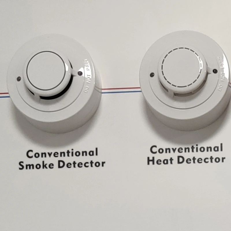 Detector de calor de temperatura Sensor de alarma de calor convencional 2 cables alarma de temperatura fija para sistema de alarma contra incendios convencional