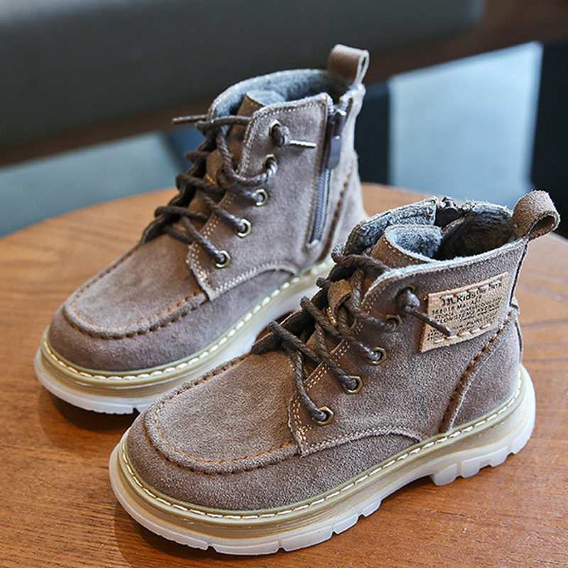 Botas altas de cuero genuino para niños y niñas, zapatos cálidos de algodón para la nieve, otoño e invierno, 2024