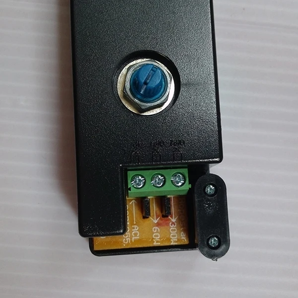 2023 New LD-901 Input 220-240V AC Euro Dimmer OP1: 25-60W OP2: 60-300W Varistor Dimmable For Incandescent Lamps