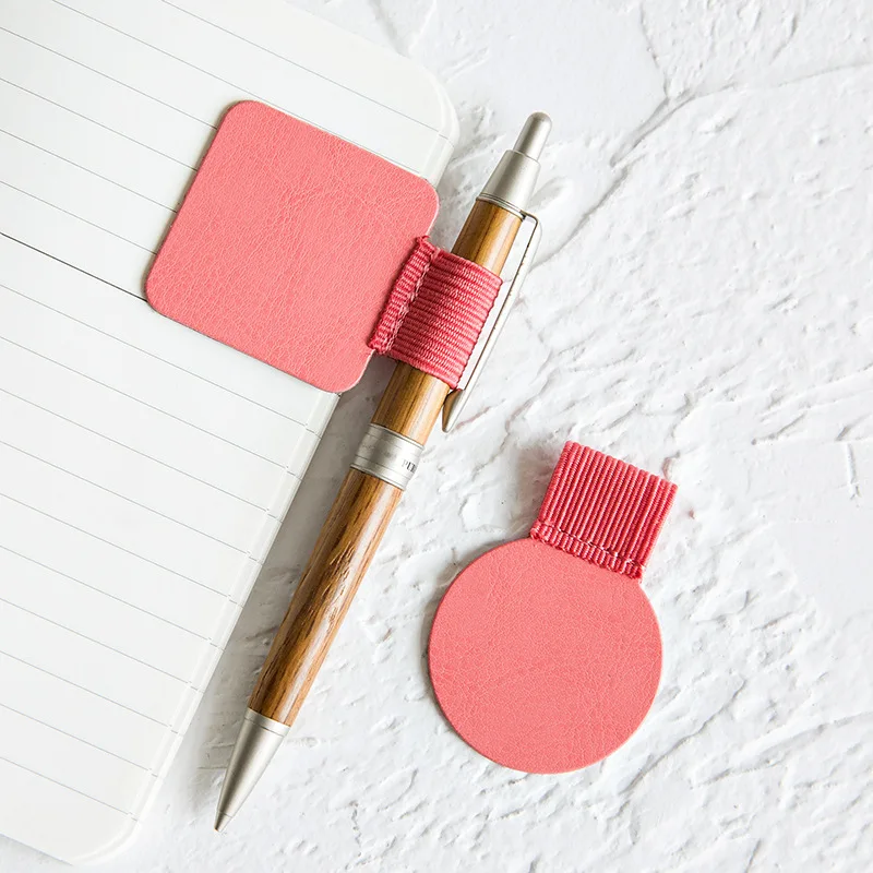 Sáng Tạo Moleskine Xách Tay Phụ Kiện Tự Dán Da Bút Kẹp Dây Cao Su Này Bút Bút Nhẫn Bút Vòng