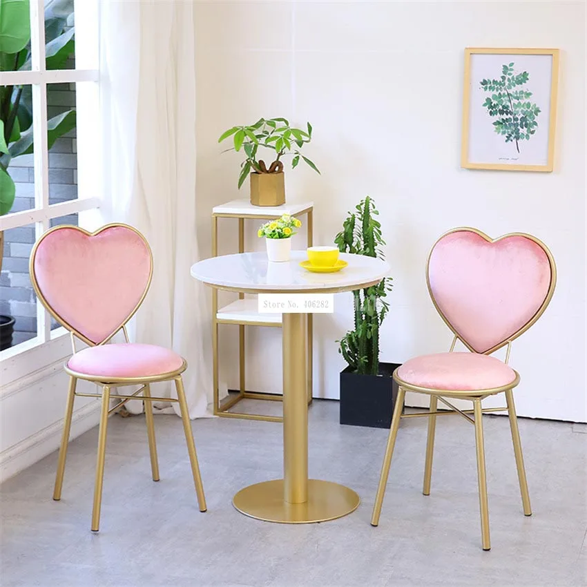 Amor coração forma encosto flanela assento macio metal ferro arte lazer cadeira moderna moda nórdico minimalista café cadeira