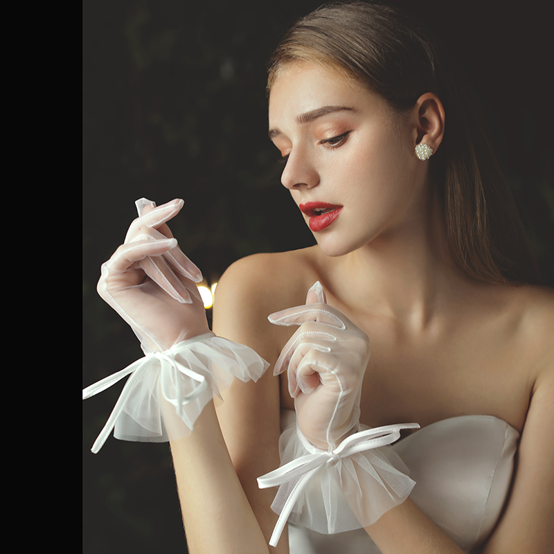 女性用の白い通気性のあるチュールグローブ,エレガントなウェディンググローブ,花嫁介添人用,ペチントプロム,ショート,ホワイト,wg020