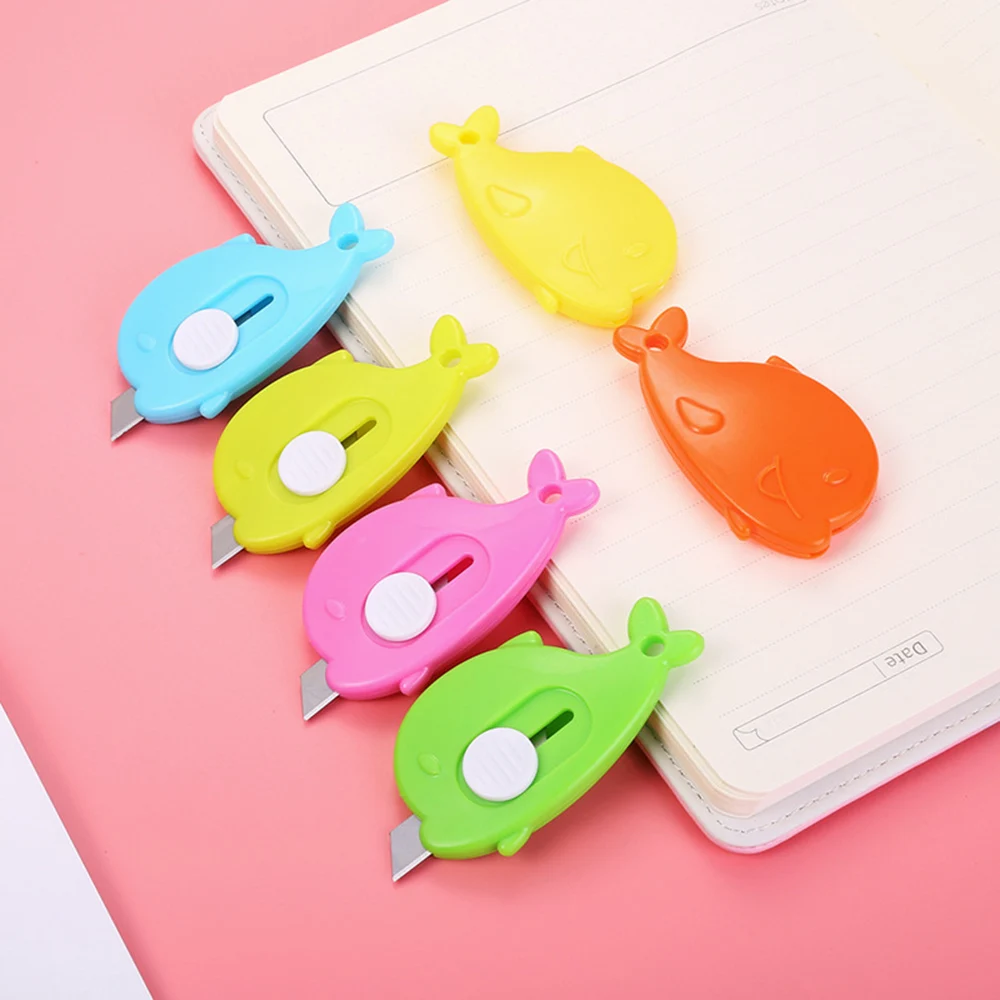 1pc Cartoon Utility Knife Mini Whale Portable Small And Convenient Express Unboxing Knife Office Cutting Blade
