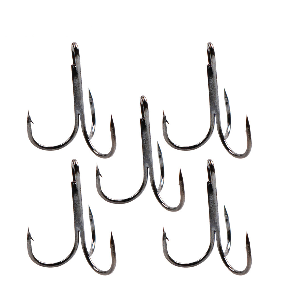 Anzuelos triples afilados de acero de alto carbono para señuelo 2/4/6/8/10 #, anzuelos de pesca con púas negras, aparejos para carpa, lote de 10 unidades
