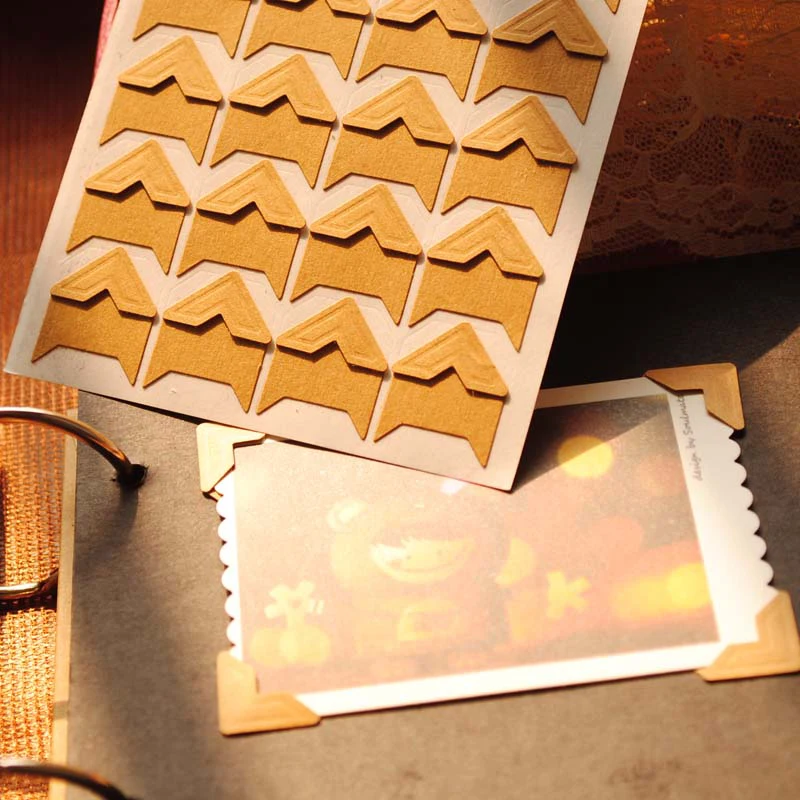 120 Cái/lốc 5 Tờ DIY Vintage Góc Kraft Giấy Dán Album Ảnh Khung Trang Trí Thêu Sò Hình Bảo Vệ Trang Trí