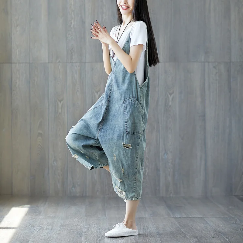 Phụ Nữ Mỏng Bộ Áo Liền Quần 2018 Tẩy Trắng Rách Ống Rộng Yếm Denim Áo Liền Quần Size Lớn Thả Đáy Quần Rompers Bắp Chân-Chiều Dài quần YT611