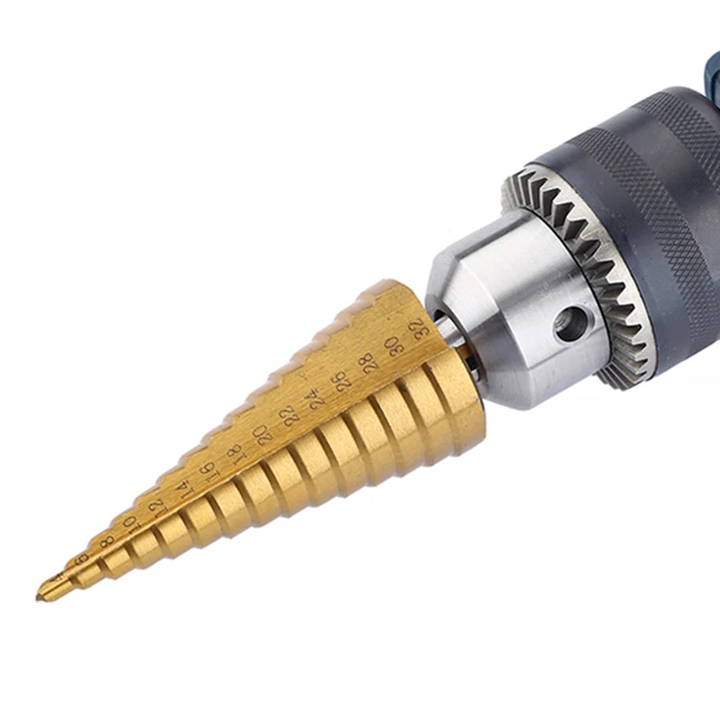 HSS Stufenbohrer 4–32 mm Sechskant Titan Kegel Lochschneider Multifunktions-Reibahle Platte Eisen Aluminium Platte Bohren Metallkernbohrer