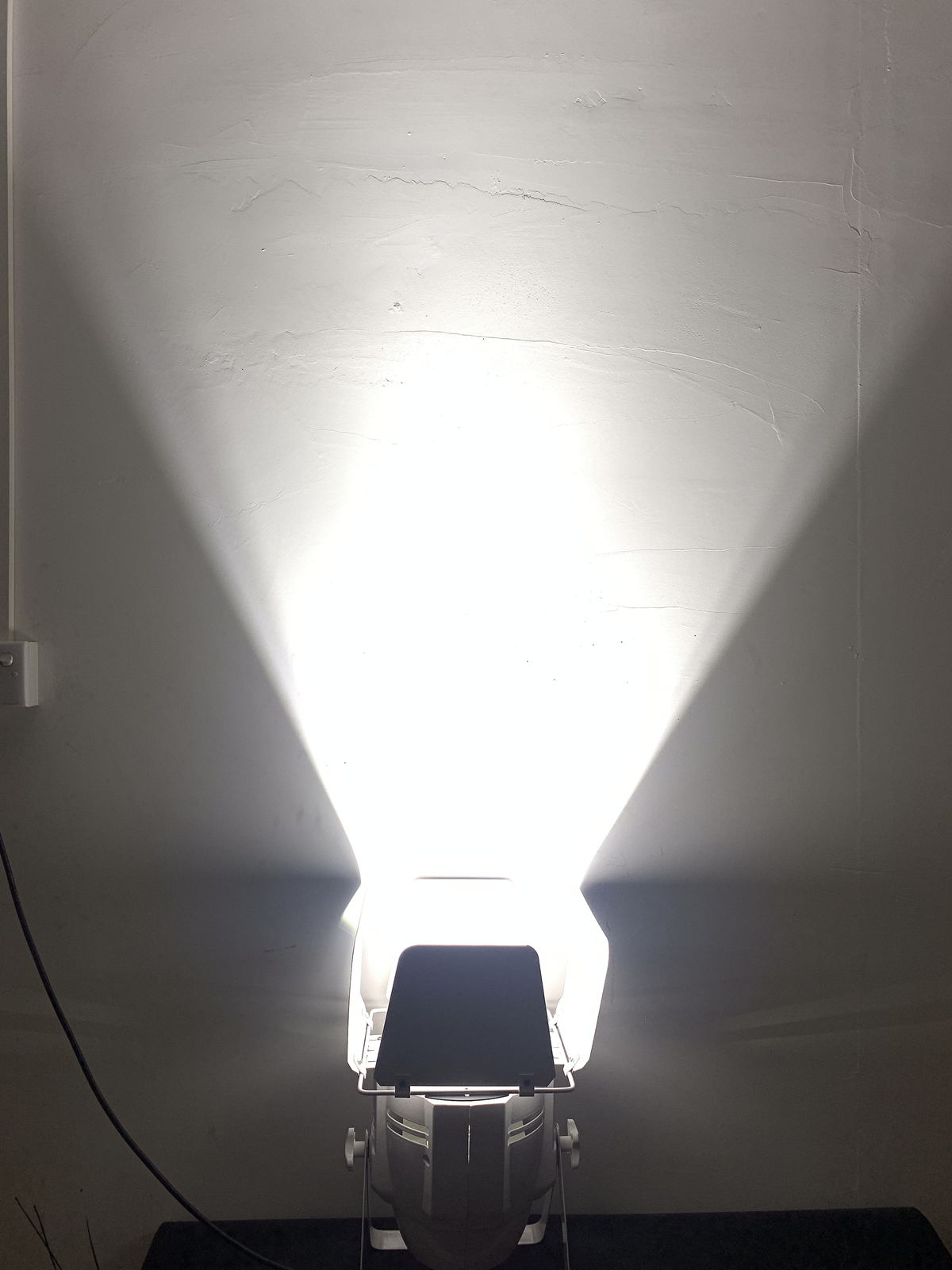 200 W COB LED Par Licht mit Scheunentüren RGBWA UV 6in1 Wash DJ Dmx Control Bühneneffekt