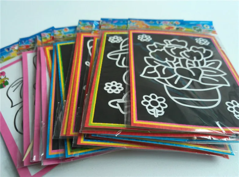 10 pcs 13x9.8 ซม.Scratch Art กระดาษ Magic ภาพวาดกระดาษวาด Stick สําหรับของเล่นเด็กที่มีสีสันของเล่น