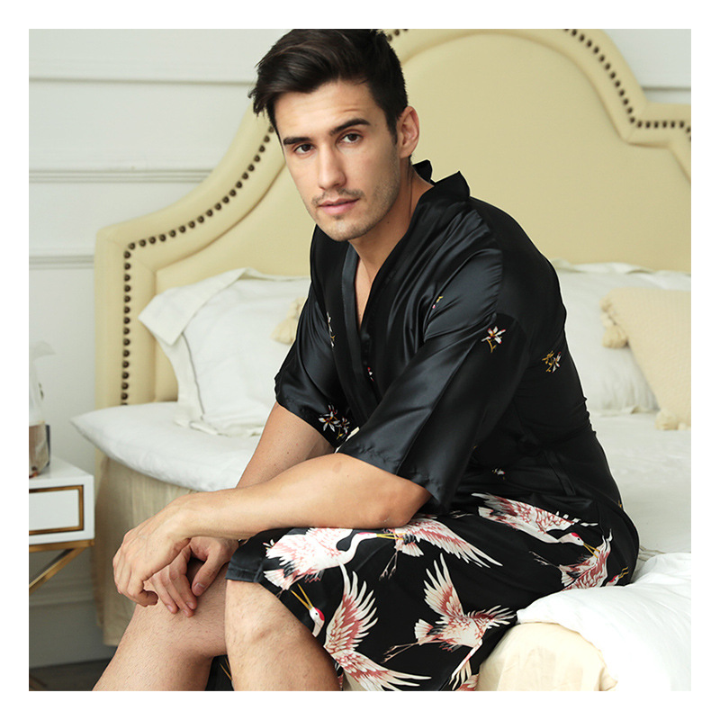 Bata de rayón de seda china negra para hombre, ropa de dormir informal de verano para boda, padrino de hombre, Kimono con cuello en V, vestido de baño Yukata de talla grande XXXL