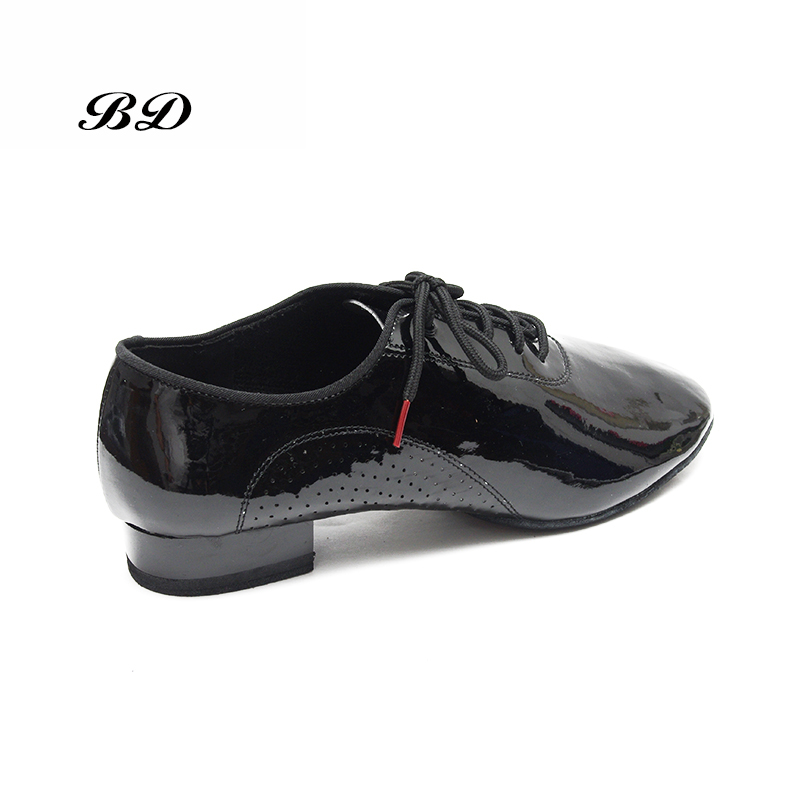 2025 SALSAN MÄNNER SCHUHE TOP Latin Dance Schuhe Ballsaal Schuh Moderne GB Walzer freundschaft Patent Leder Absatz 2,5 cm BD 309 JAZZ HEISS