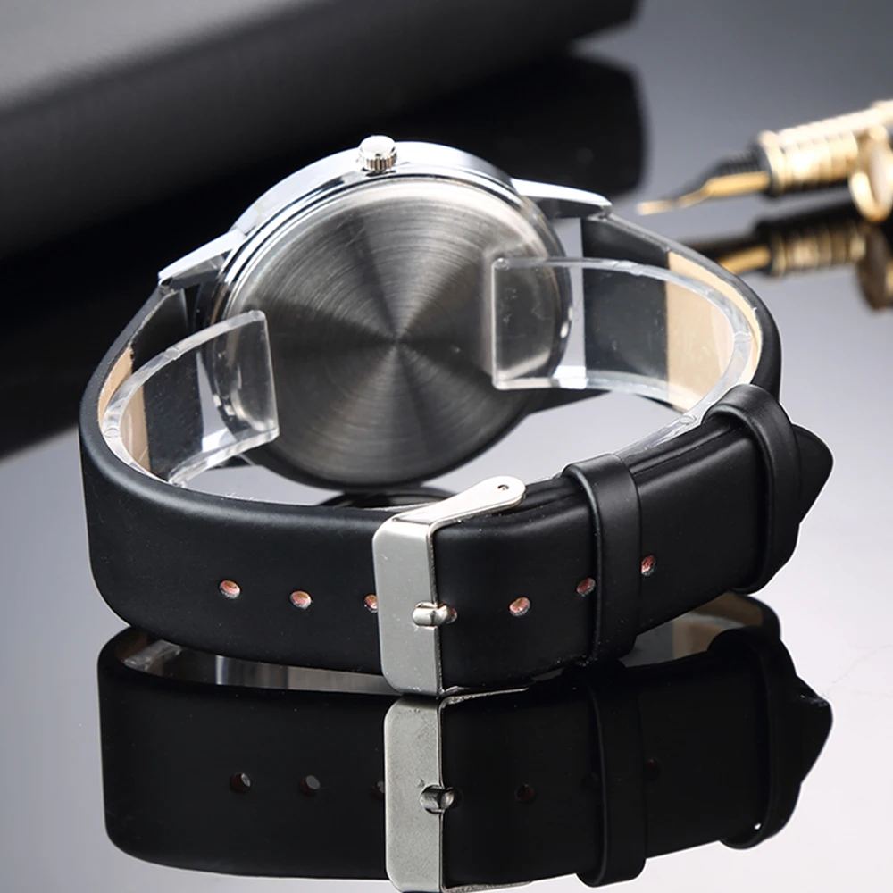 Relojes de cuero blanco de estilo Simple, Reloj de moda para Mujer, Reloj de pulsera informal minimalista para Mujer, Reloj de cuarzo para Mujer 2025