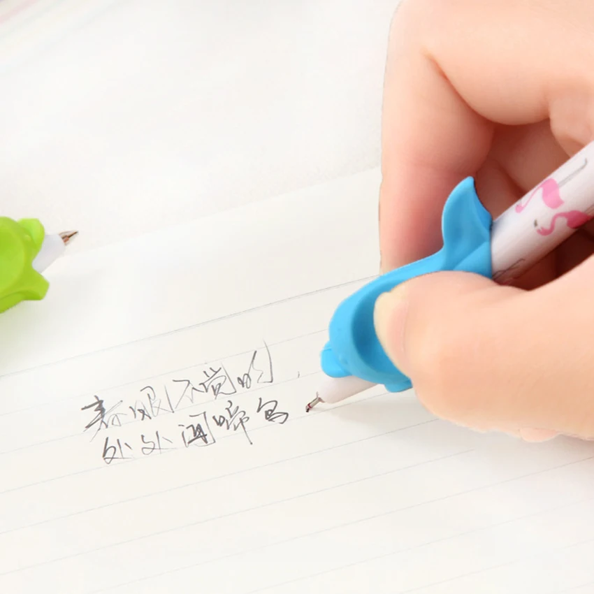 Mới 5 Trẻ Sáng Tạo Bút Chì Hiệu Chỉnh Cầm Bút Viết Cầm Tư Thế Dụng Cụ Cá
