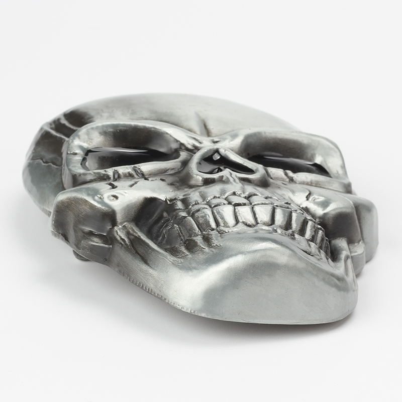 Fivela de cinto de metal grande crânio