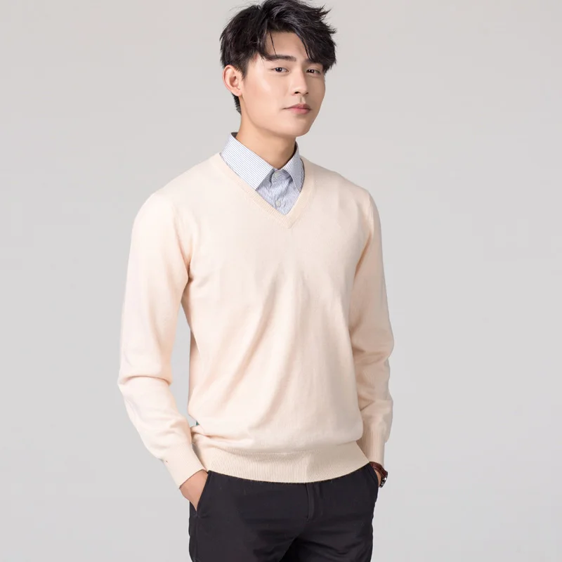 Man Pullovers ฤดูหนาวใหม่แฟชั่น Vneck เสื้อร้อนขายถักจัมเปอร์ชายผ้าขนสัตว์มาตรฐาน Tops