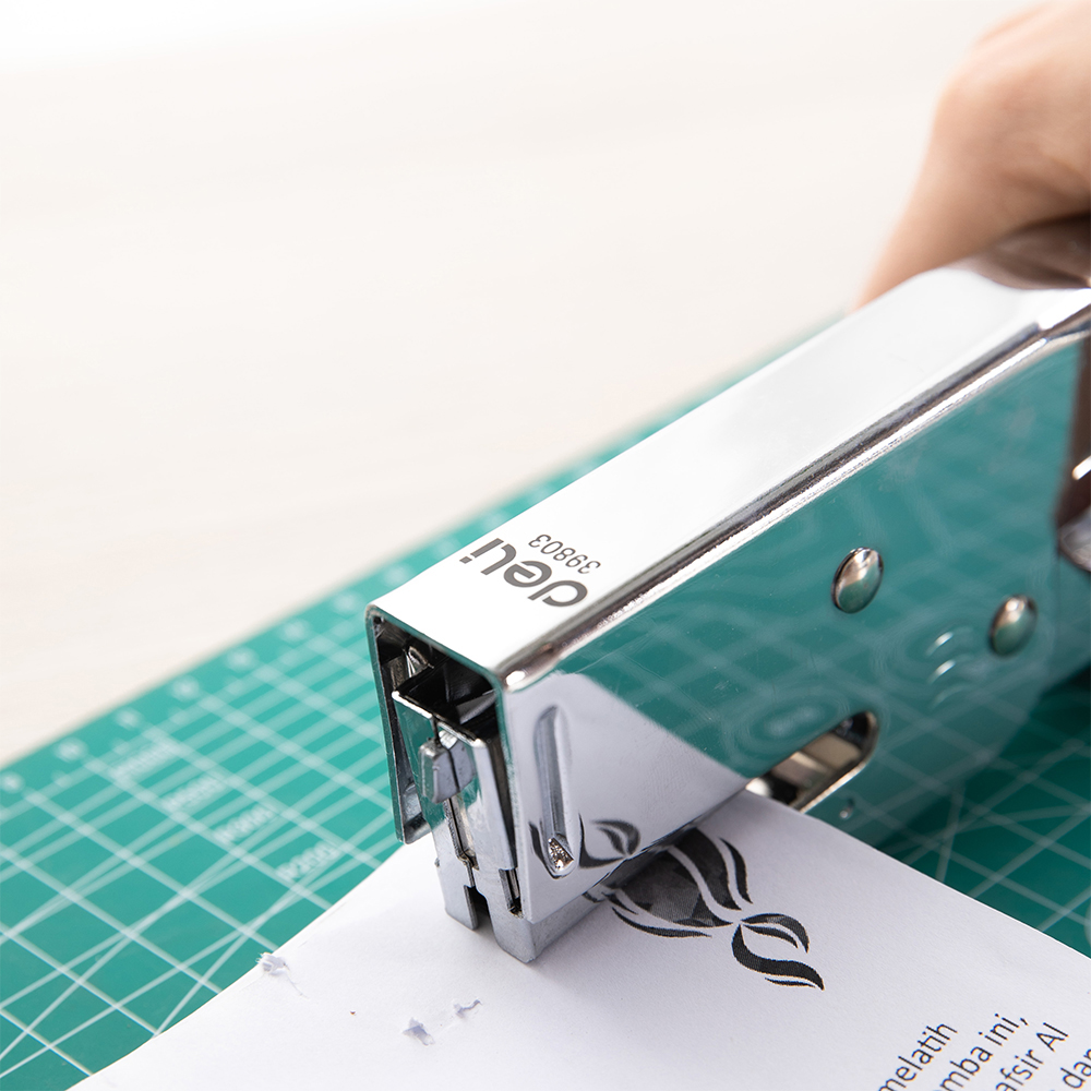 DELI Plier Stapler 24/6 Metal Heavy Duty Stapler Machine Paper Bind Tool Office Supplies