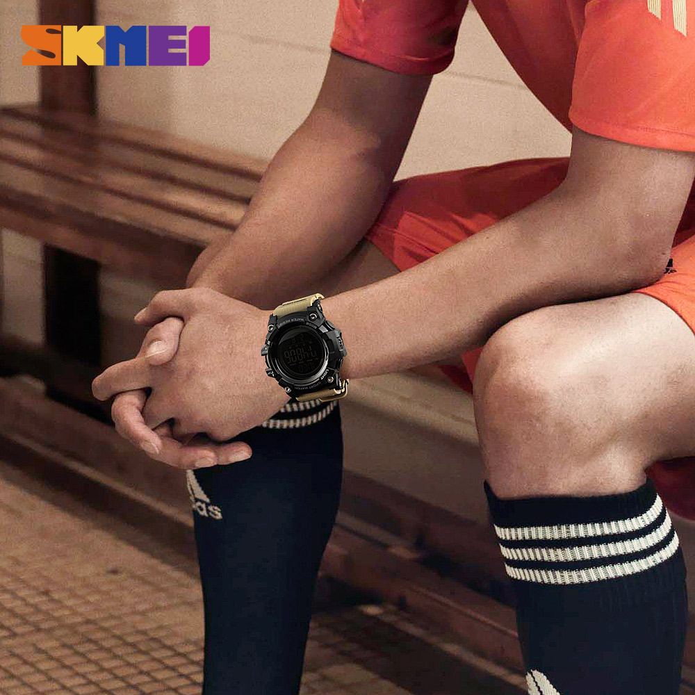 SKMEI Stoßfeste 2-Zeit-Sportuhr Stoppuhr Countdown Herren-Digitaluhren Wasserdichte weiche Uhr für Männer reloj hombre 1384