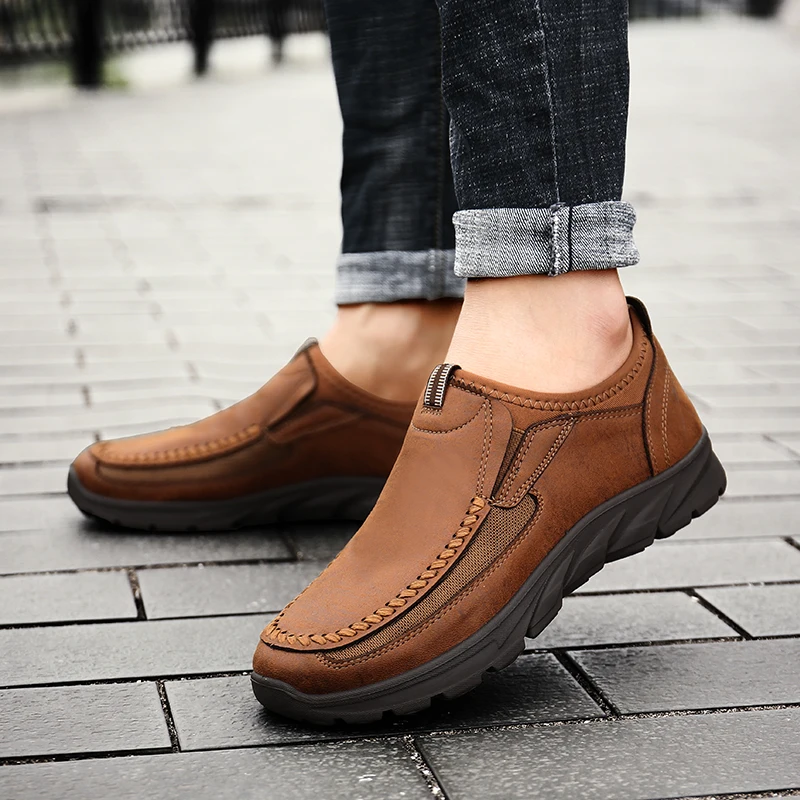 Männer Casual Schuhe Atmungs Loafers Turnschuhe 2021 Neue Mode Komfortable Flache Handgemachte Retro Freizeit Müßiggänger Schuhe Männer Schuhe