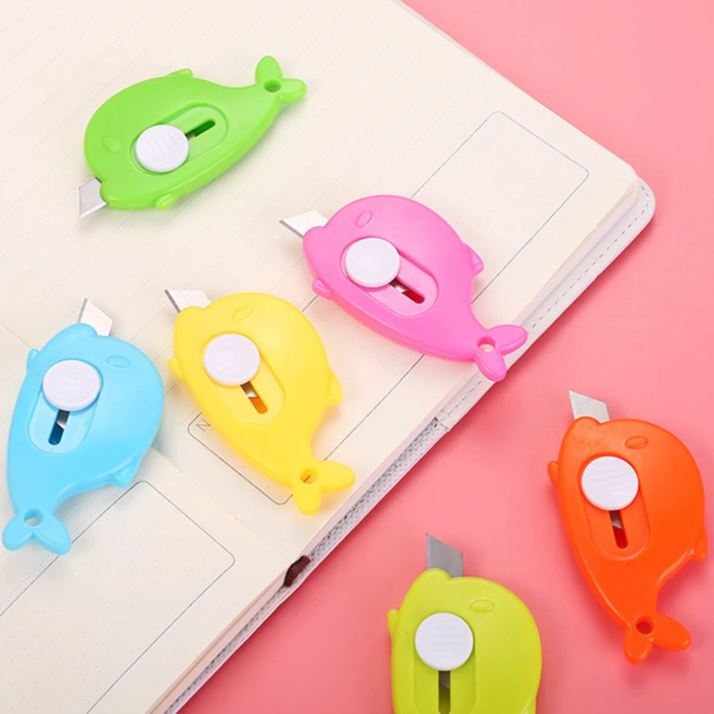 1pc Cartoon Utility Knife Mini Whale Portable Small And Convenient Express Unboxing Knife Office Cutting Blade