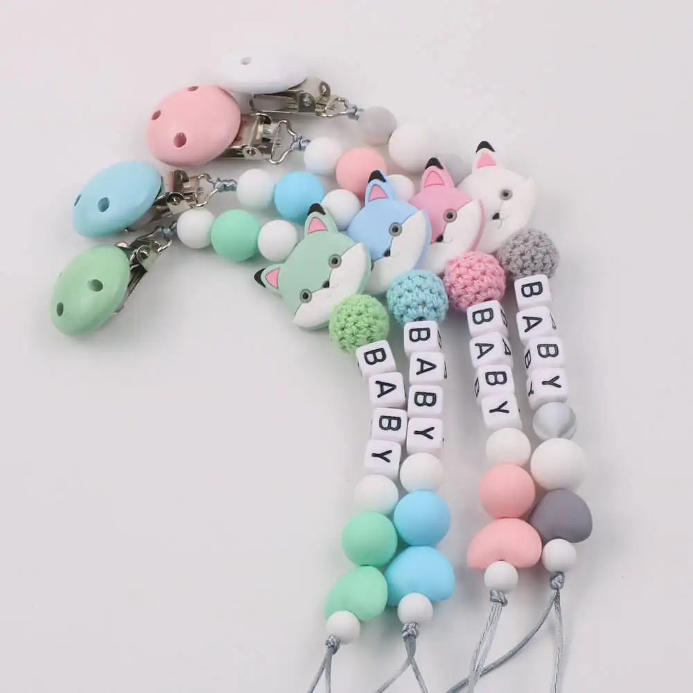 Cá Tính Núm Vú Giả Kẹp Bé Tùy Biến Tên Silicon Pacifier Chống Thả Dây Chuyền Thực Phẩm Cấp Mọc Răng Đồ Chơi Cho Răng Hàm
