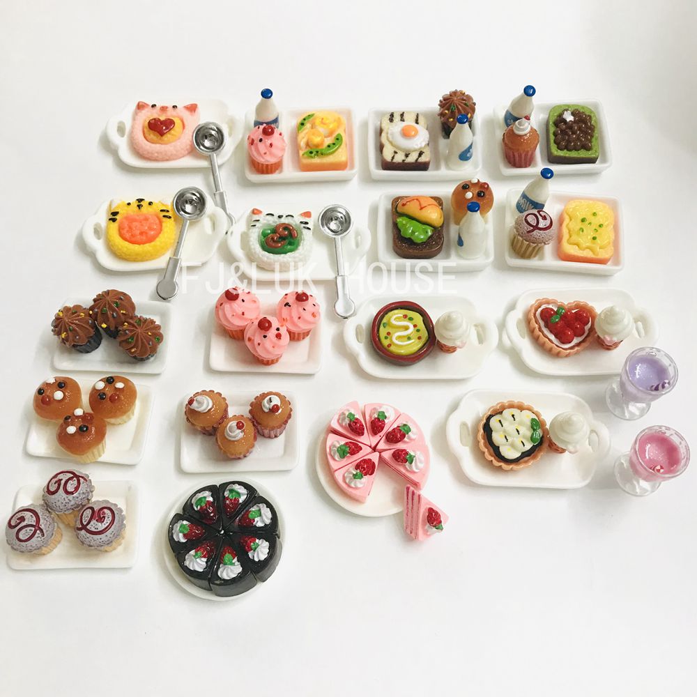 1/6 Scale MINI แกล้งทําเป็นอาหารของเล่นตุ๊กตาขนาดเล็กขนมปัง Cupcake Toast ร้านเบเกอรี่สําหรับ Blyth Barbies ตุ๊กตา BJD House KITCHEN