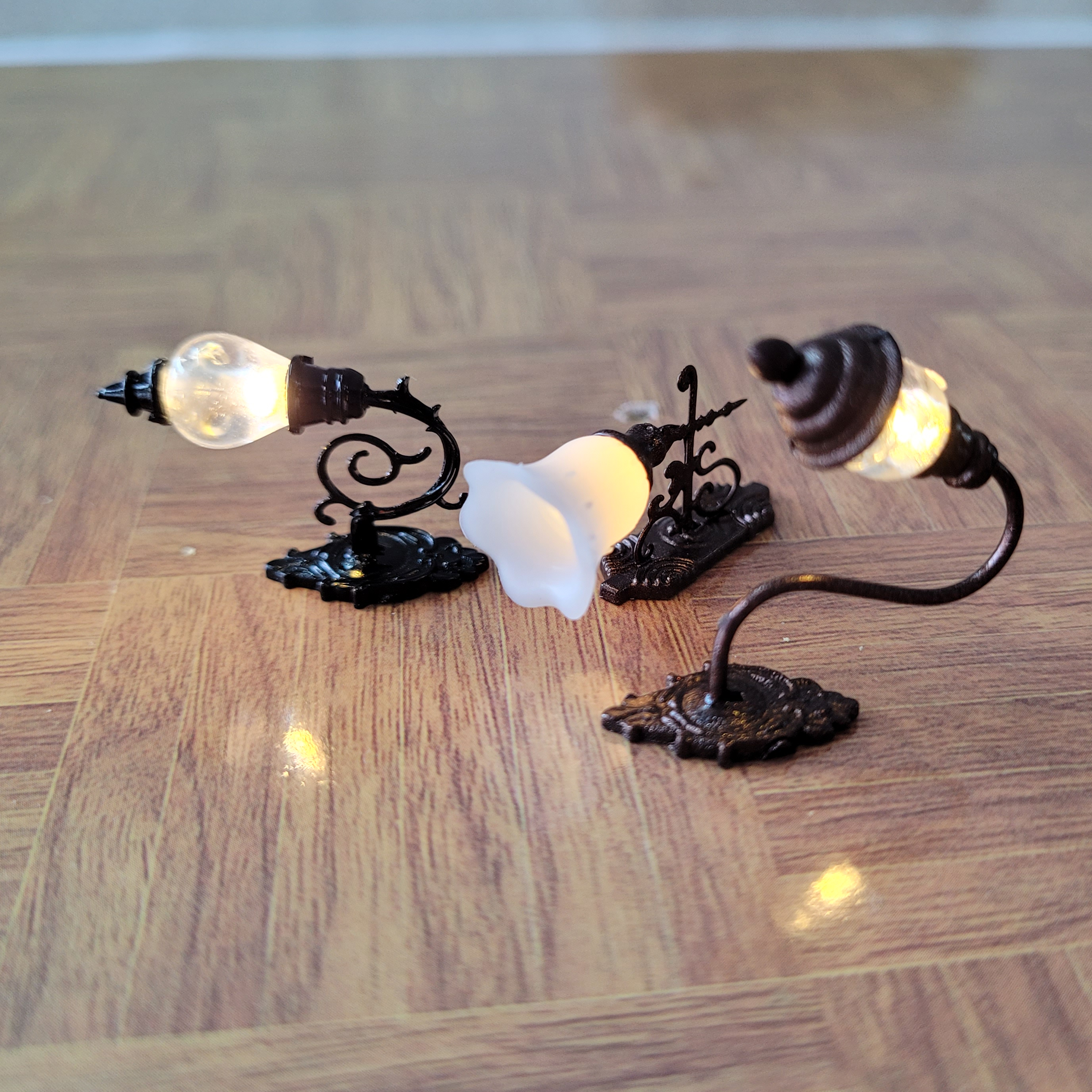 グースネックLEDウォールライト,2/10ピース,1:87スケール,クラシックマウント,屋内用,バッテリーボックス付きドールハウスレイアウト用