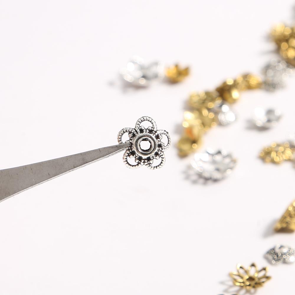 50 個チベットアンティークシルバーカラー金箔フラワービーズエンドキャップジュエリーメイキング用針仕事スペーサービーズキャップ DIY アクセサリー