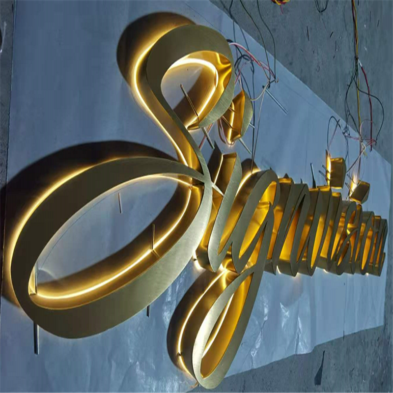 Kundenspezifisches LED-Buchstabenschild aus goldfarbenem, hochglanzpoliertem, gebürstetem Edelstahl mit hintergrundbeleuchtetem LED-Buchstabenschild, hinterbeleuchtetem Store-Business-Logo