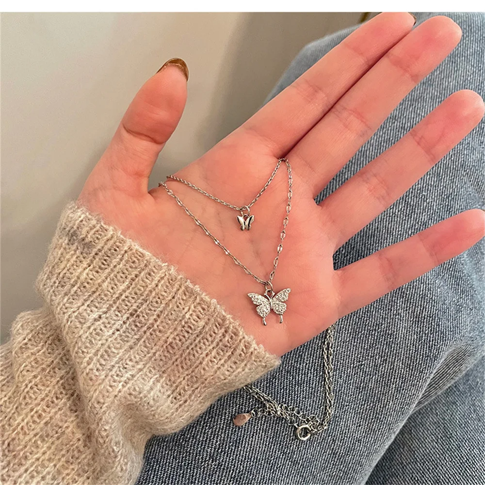 ใหม่เงาสร้อยคอผีเสื้อสุภาพสตรีประณีต Double Layer Clavicle CHAIN สร้อยคอเครื่องประดับสําหรับสุภาพสตรีของขวัญ